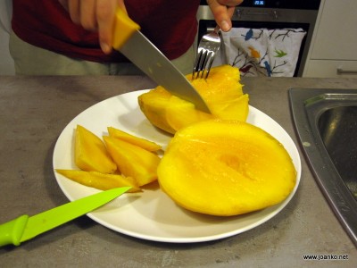 Carving up mango steak