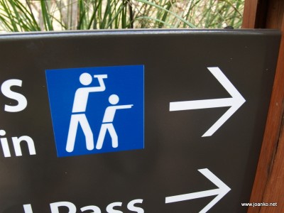 Lookout sign near the Wentworth Falls in the Blue Mountains National Park